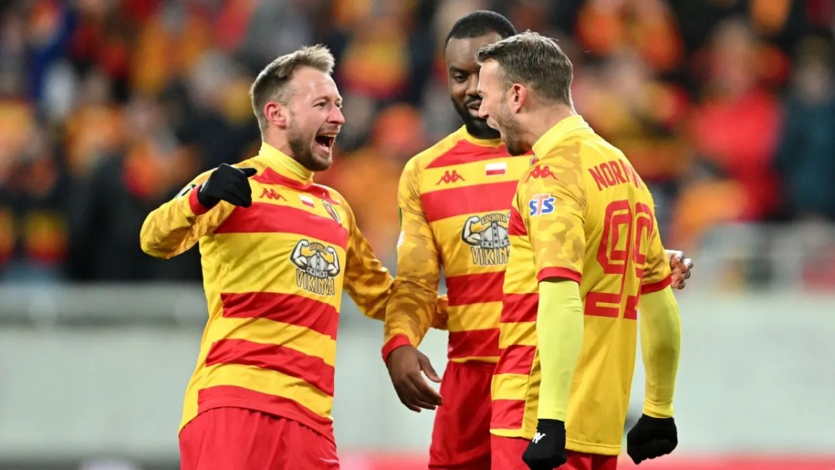 Kiedy gra Jagiellonia w pucharach? Sprawdź najbliższe mecze i rywali