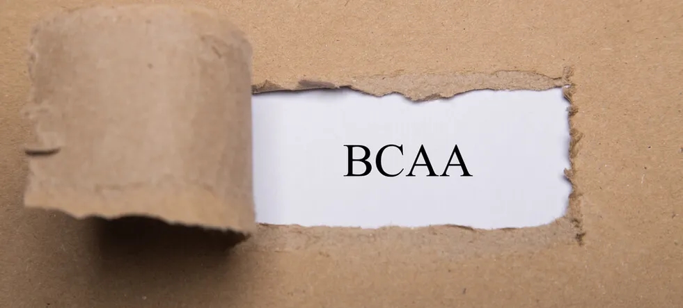 BCAA przed czy po treningu - kiedy naprawdę przynosi najlepsze efekty?