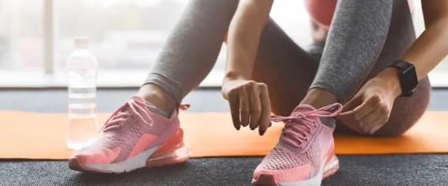 Interwał trening co to? Poznaj skuteczne metody i korzyści